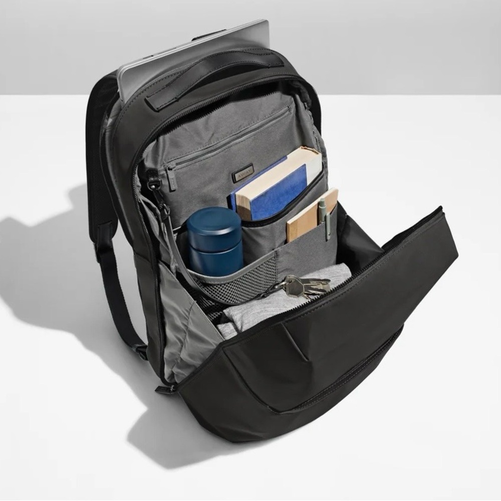 Away The Everywhere Zip Black Backpack Jet Black - Picture 12 of 15